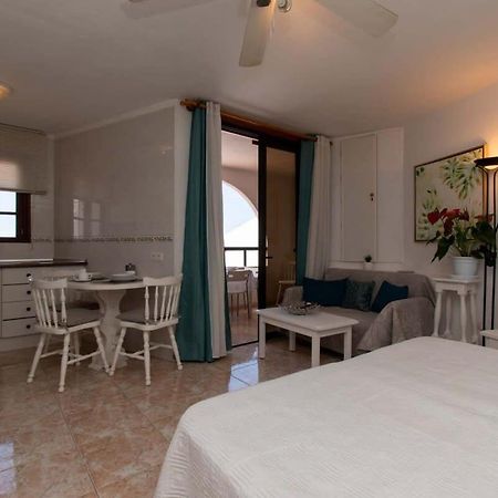 Parque Santiago II 269 - Studio With Sea And Pool Views Playa de las Americas  Exterior foto