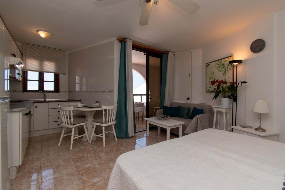 Parque Santiago II 269 - Studio With Sea And Pool Views Playa de las Americas  Exterior foto